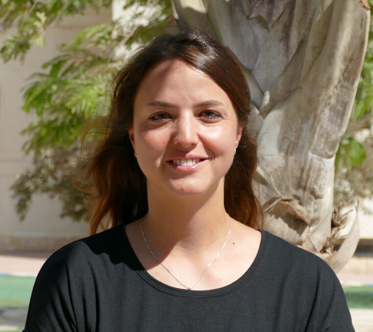 Nagea Rabie ( Mathe, Chemie)