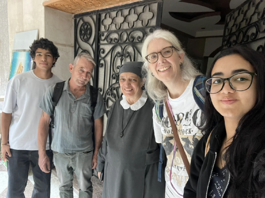 Besuch in der Nachhilfeschule Ezbet El-Nakhl