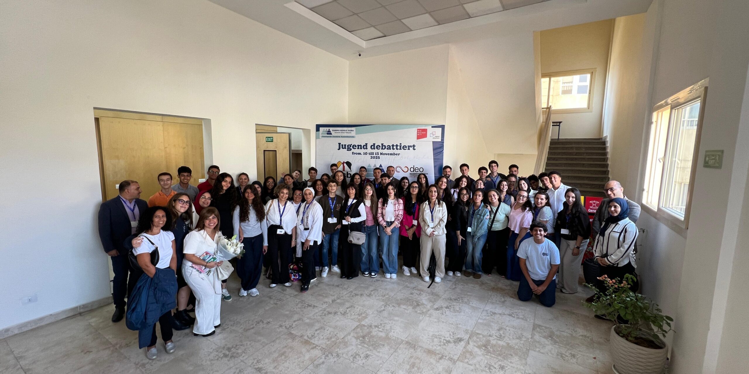 c279b2db-1094-4f8b-afc2-4a0dc8ca771a 3